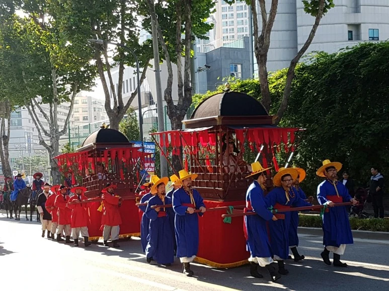 1475996689525.jpeg?type=w773