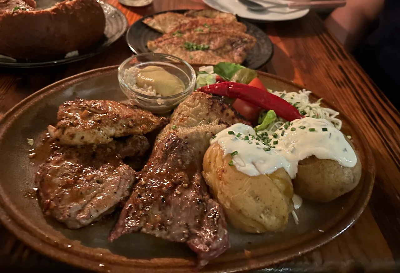 SE-ef2de415-4c3a-4c94-b340-867a86fb23e7.jpg?type=w2000