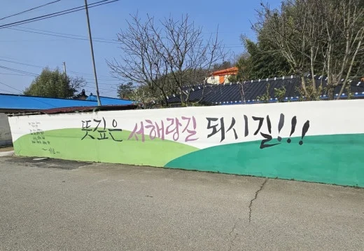 e_e9bUd018svcw1clqk5mb6cx_1tend1.jpg?type=w520