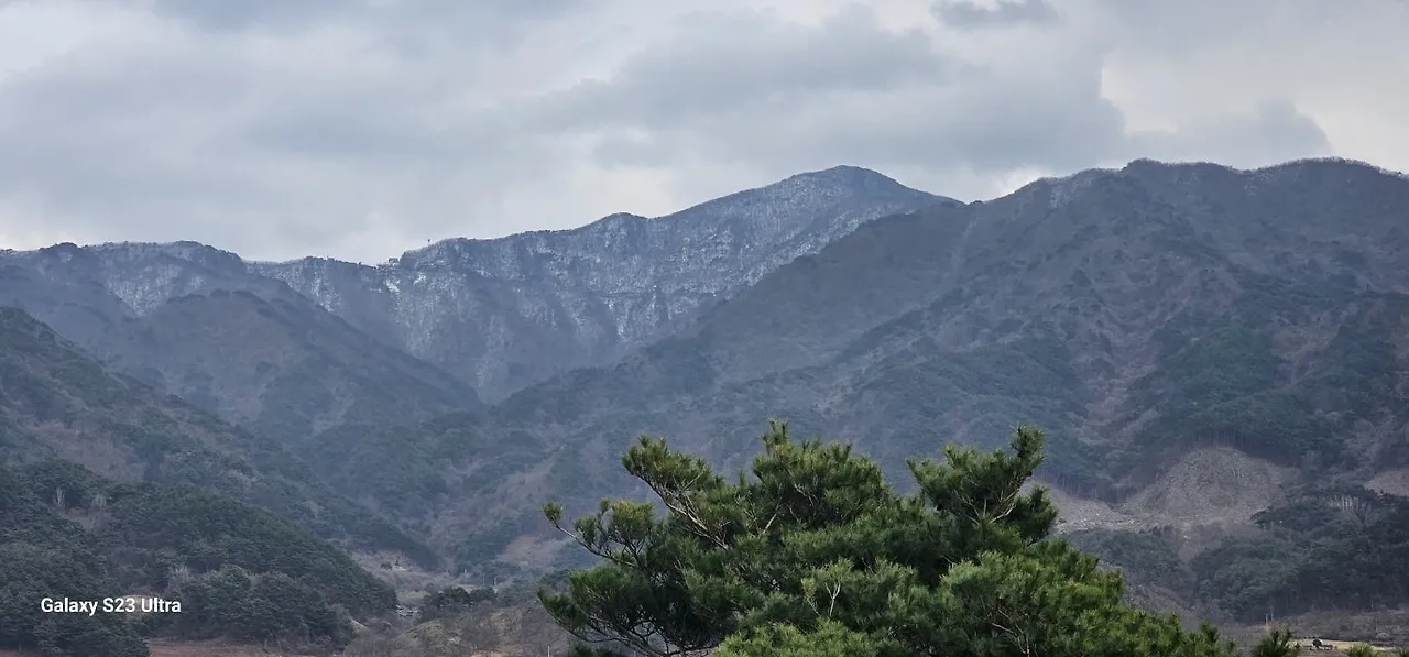 4_j3gUd018svc1c7cf2ckeu2m4_1tend1.jpg?type=e1920_std