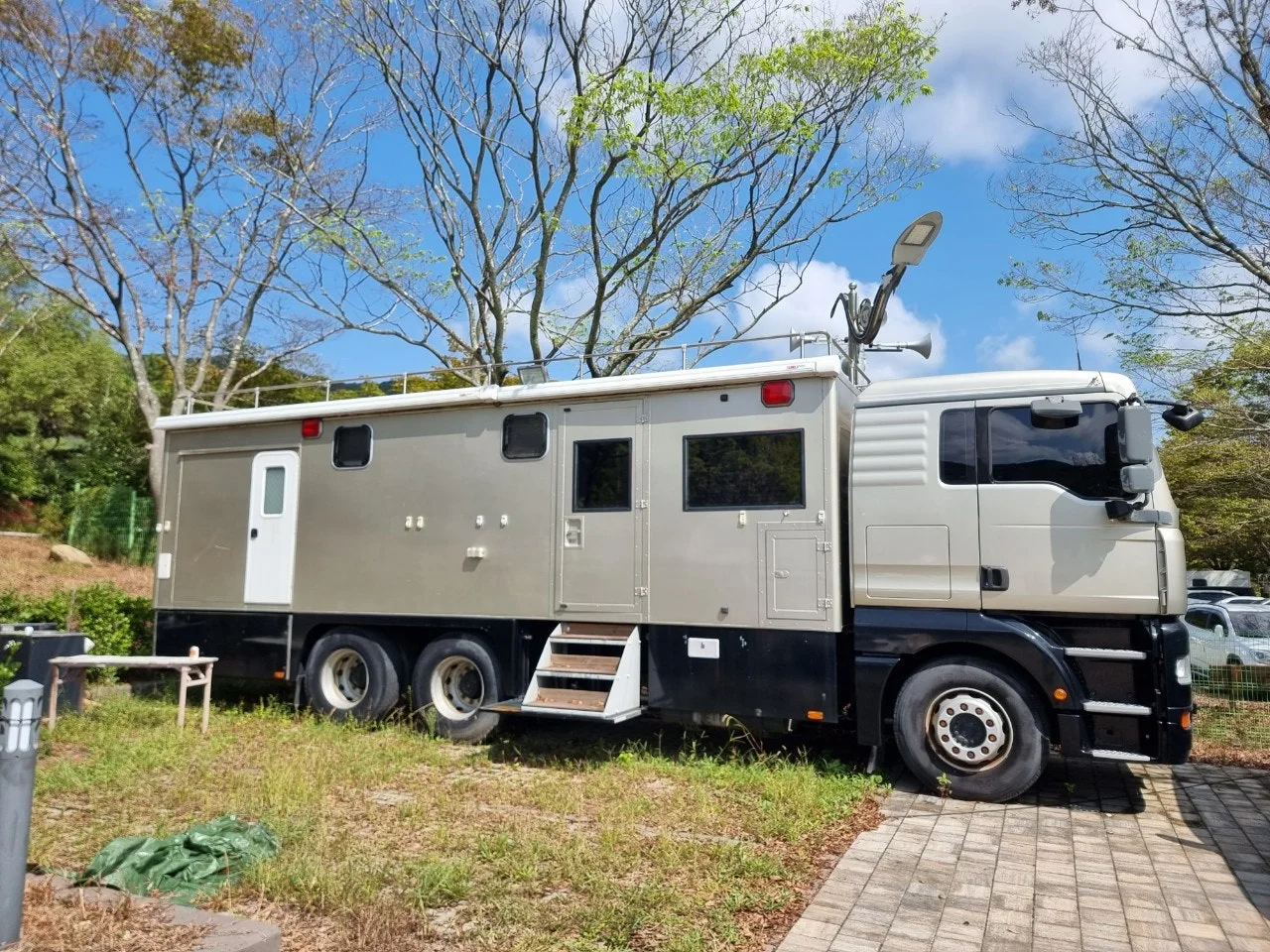 6_d78Ud018svc5yudo7dm4cs2_e5tzrr.jpg?type=e1920_std