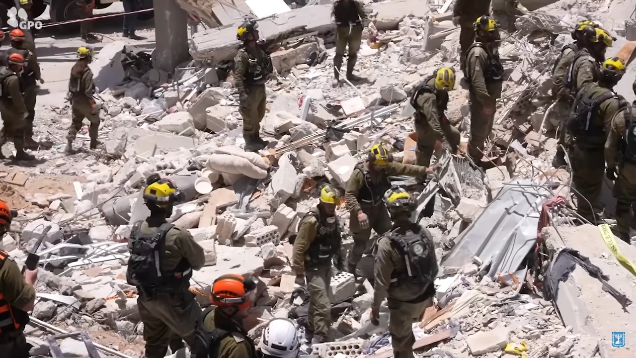 AD_4nXe_RrkZNLjIFct9jdotZuwbRq32NQMxy1Y_0rZ9SYZpdiIbXvqO_pQSeLzzqyUUnmxwR7ohwVZsOg5DCDG5mEzFra3O_7jMrjEY-M6EjUPis-uwwlakP5QMi0dzUpz9tbsm-zVy-A?key=QktPqlfnnRI6v5UFk9kN9w