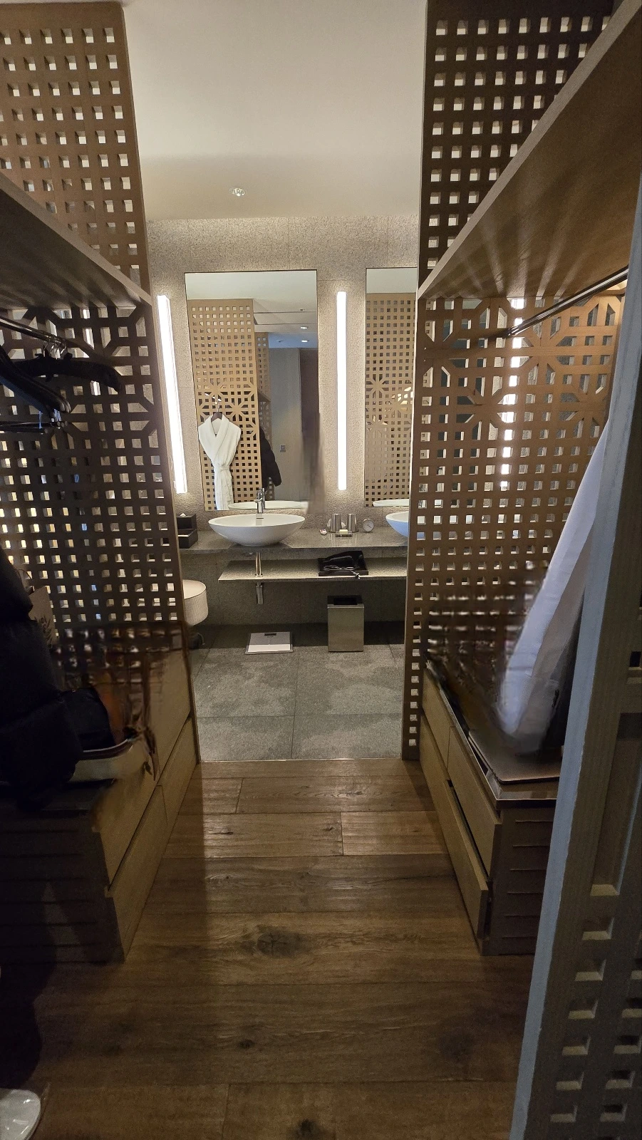 양옆 .jpeg