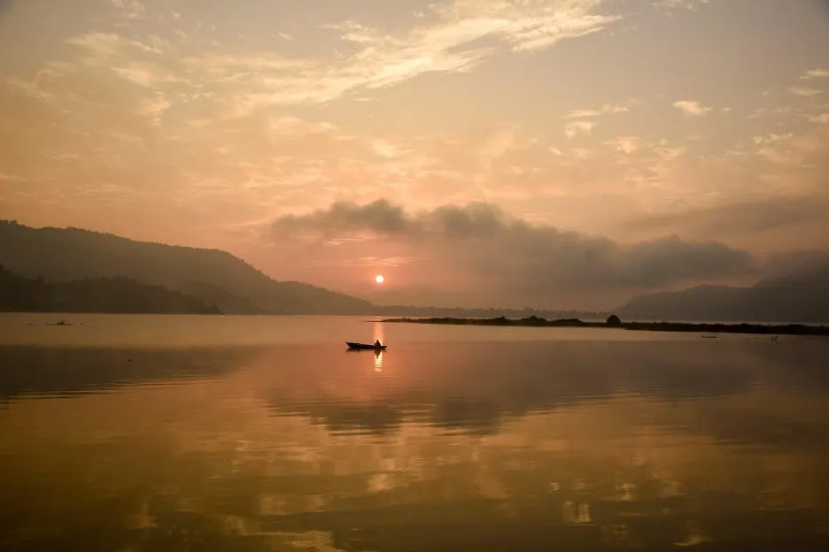 %ED%8E%98%EC%99%80_lake-6058903_1280.jpg?type=w1