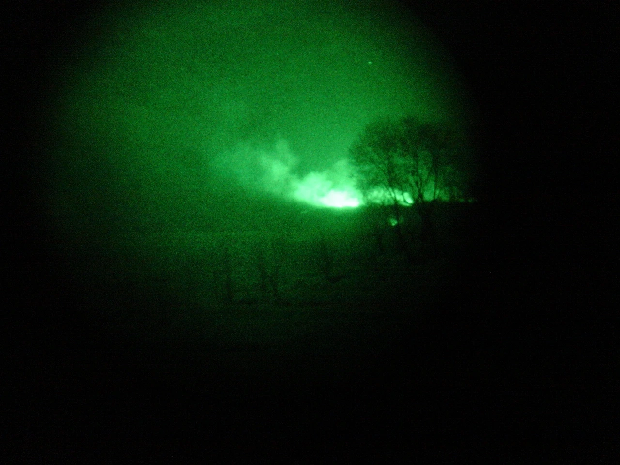 Night shelling through NVG 2.JPG