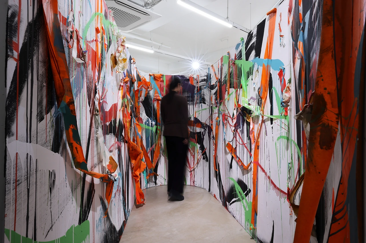 김지혜-1, 회복의 시간1-6전체, acrylic, mixed media, installation, 900x178cm, 2025.JPG