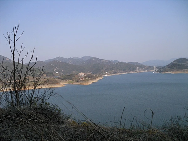 a0109537_4bdfa6e98e013.jpg?type=w966