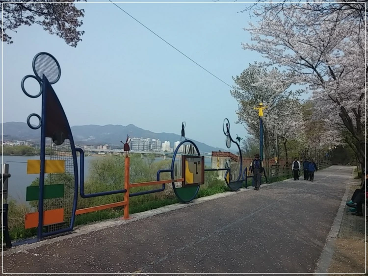 a0109537_570e587bb1424.jpg?type=w966