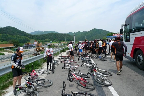 a0109537_4a2514e3dd531.jpg?type=w966