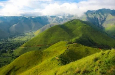 745x489-img-58385-bukit-holbung.jpg?type=w386