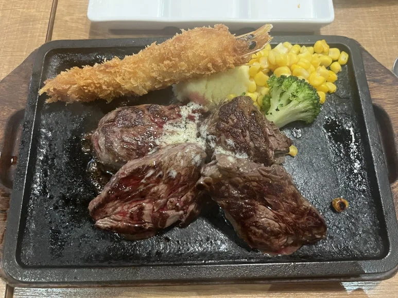 IMG_3649.JPG?type=w773