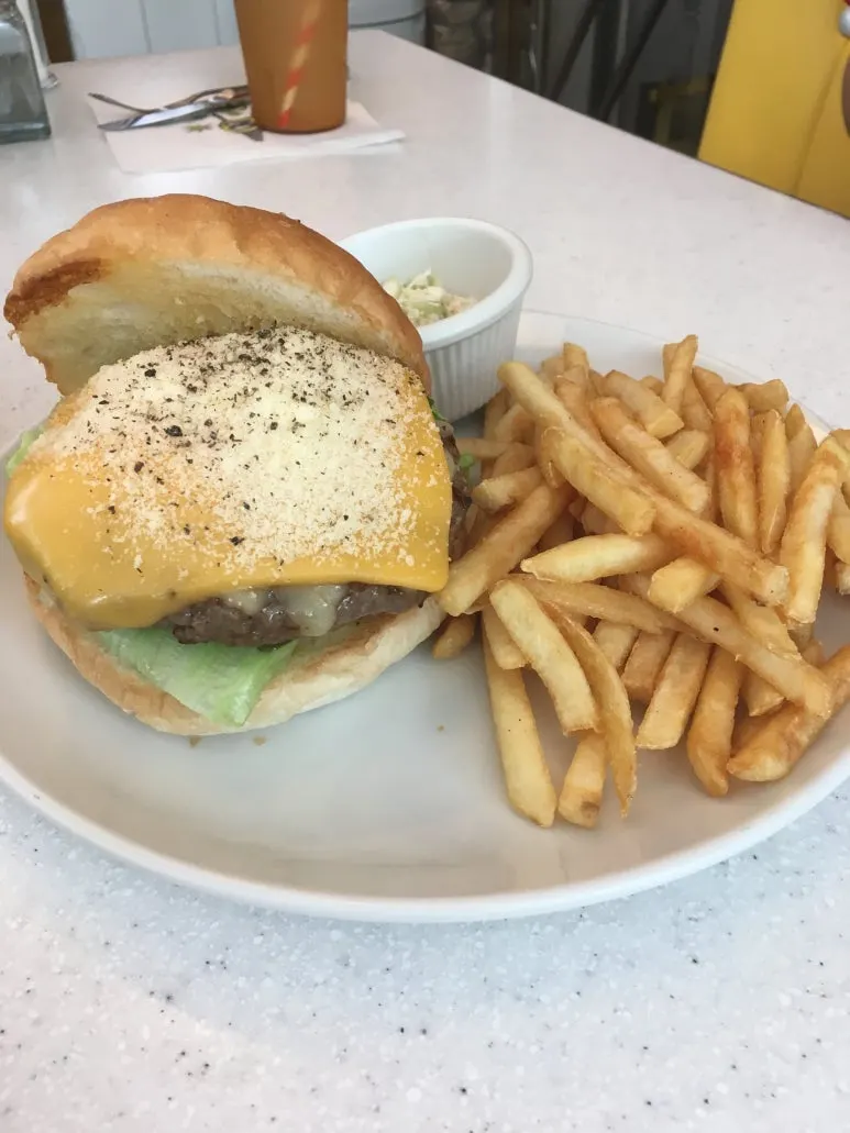 IMG_0401.JPG?type=w773