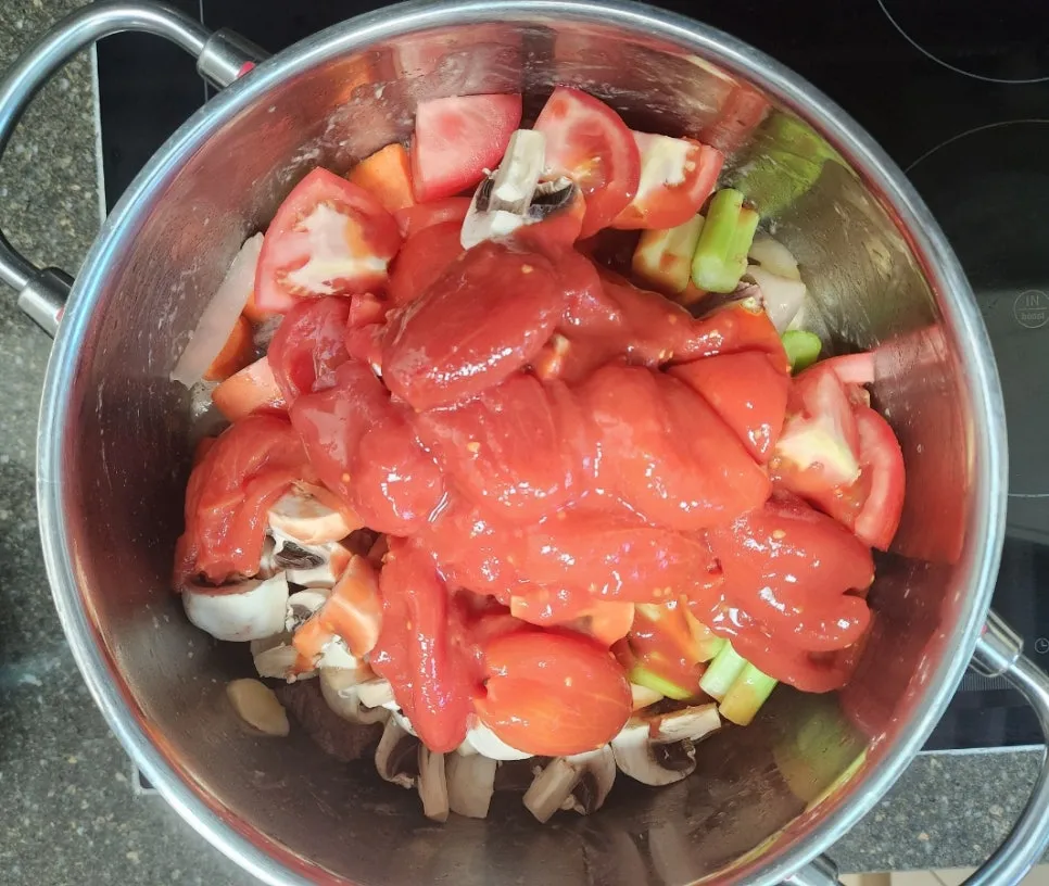 SE-f6c011b5-a4af-11f0-9d03-650f82fc4943.jpg?type=w966