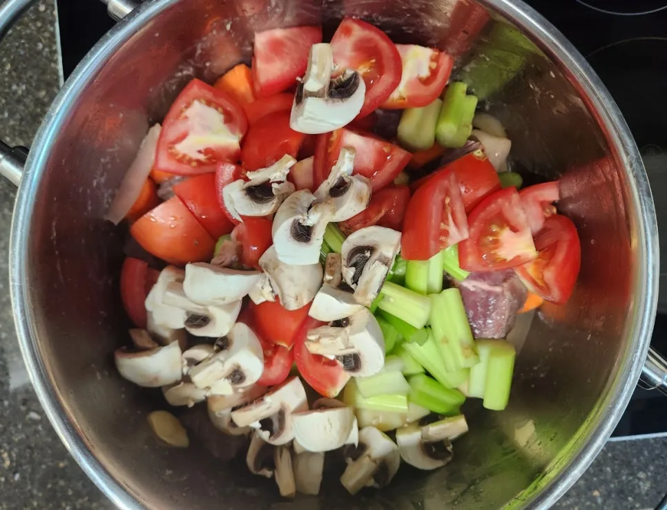 SE-f6bda0b3-a4af-11f0-9d03-4dc45c8d76fd.jpg?type=w966