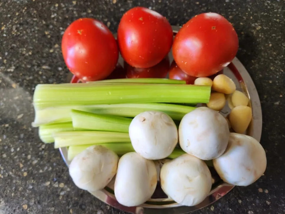 SE-f6aa3fb7-a4af-11f0-9d03-ff929c8a10f8.jpg?type=w966