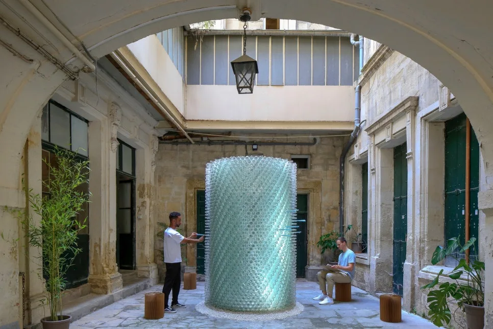 01_FAV22-BOUTEILLE-A-LA-MER_full.jpg?type=w966