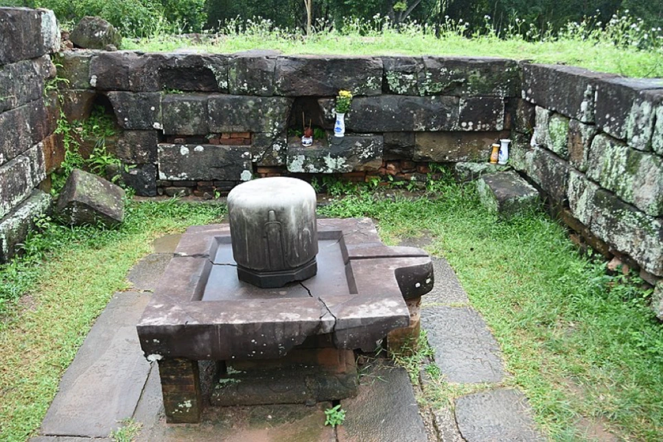 my-son-temple-5.png?type=w966