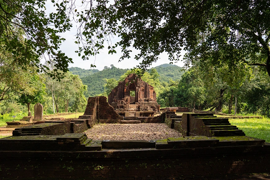 My-Son-04.jpg?type=w966