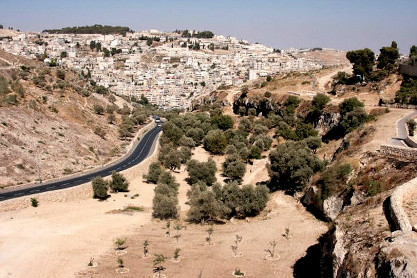 img.jpg?credential=yqXZFxpELC7KVnFOS48ylbz2pIh7yKj8&expires=1759244399&allow_ip=&allow_referer=&signature=hUpDWGL5v%2B6nl07R7jT2vwurb14%3D