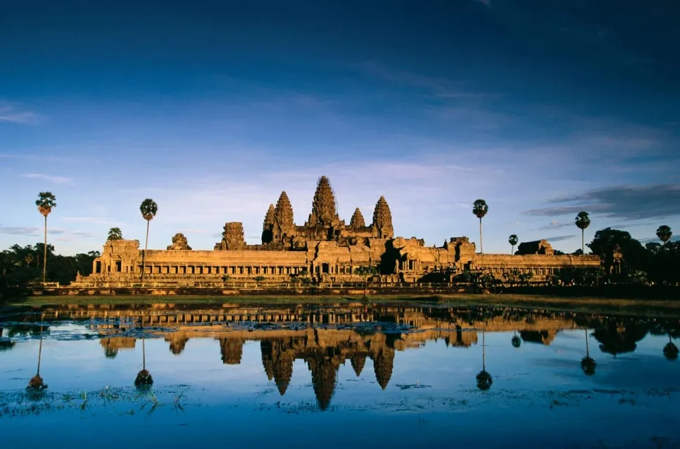 Angkor-Wat-temple-complex-Camb.jpg?type=w966