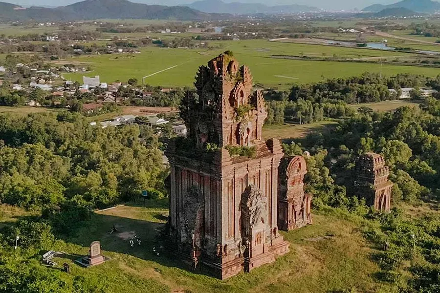 Banh-It-Cham-Temple.jpg?type=w966