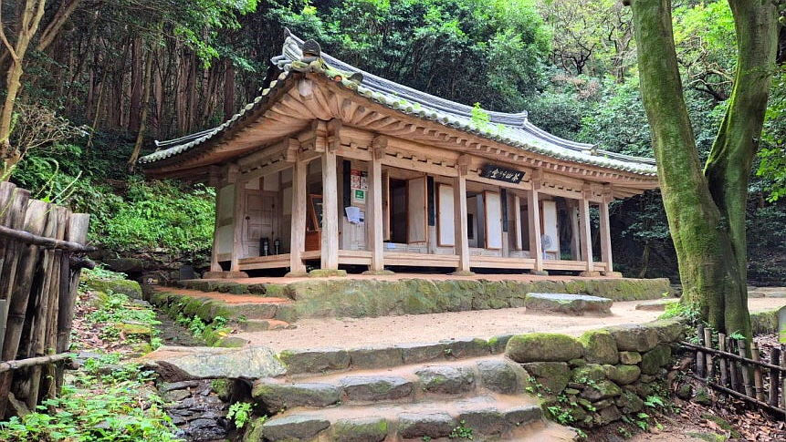 %EA%BE%B8%EB%AF%B8%EA%B8%B0%EB%8B%A4%EC%9A%B4%EB%A1%9C%EB%93%9C_(2).jpg?type=w966