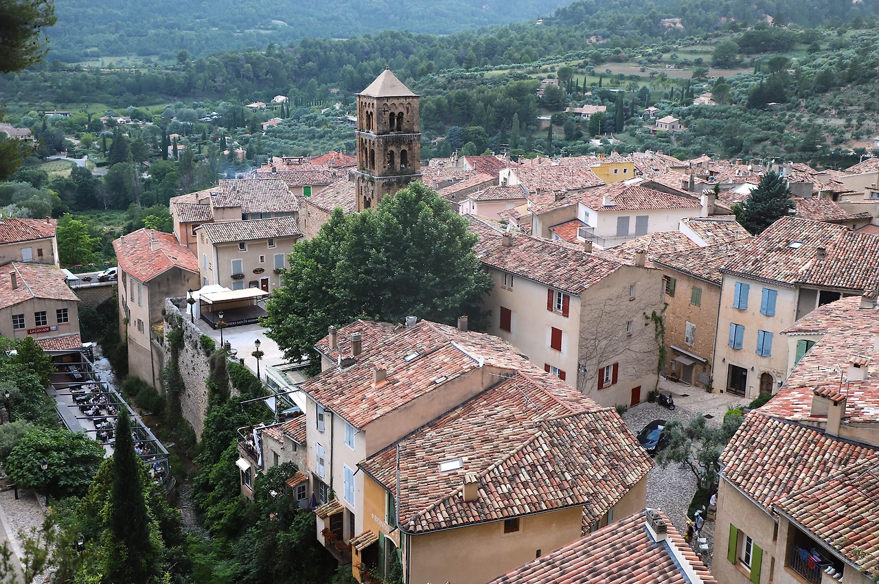 무스티에 생트마리.JPG