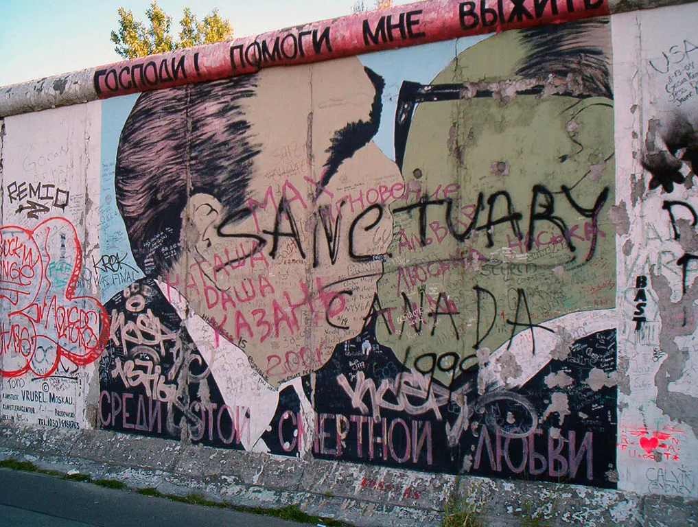 Sanctuary_-_Berlin_Wall.JPG