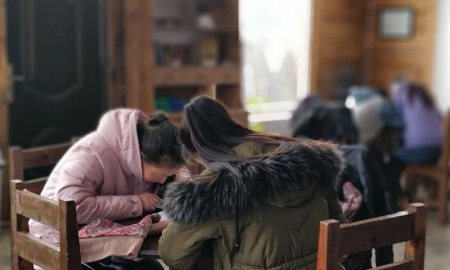 ?src=%22https%3A%2F%2Flh3.googleusercontent.com%2Fp%2FAF1QipM2MIFjcvzYCyxqcmTjLfROZxXZ9YIKlvdOMJ-T%3Dw900-h900-p-k-no%22&type=ff500_300