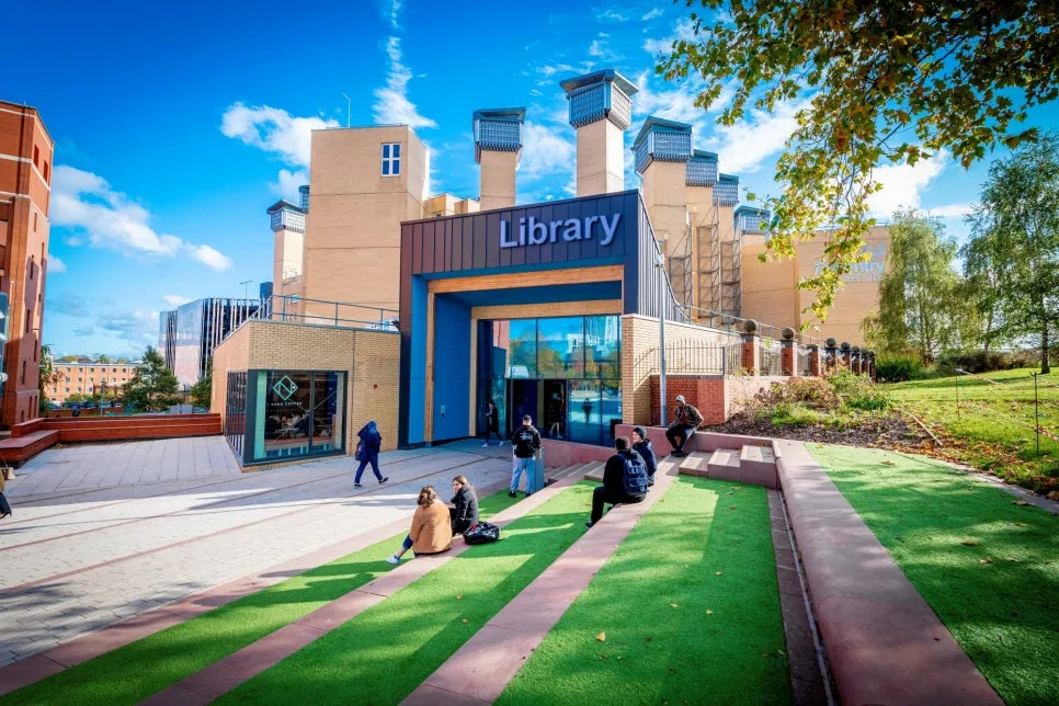 %EB%8F%84%EC%84%9C%EA%B4%80_%EC%99%B8%EA%B2%BD2.jpg?type=w966