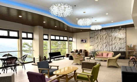 Lounge.JPG?type=w466