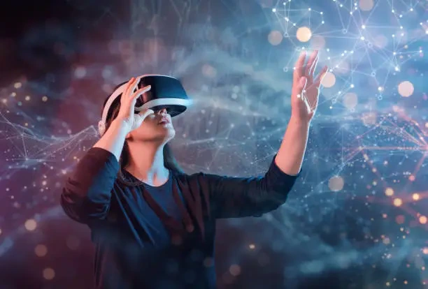 woman-with-vr-virtual-reality-goggles.webp?a=1&b=1&s=612x612&w=0&k=20&c=J2H-i54OX7dxjCE08DUMIf3ifZ1gyYgTi6giqBy2mnw=