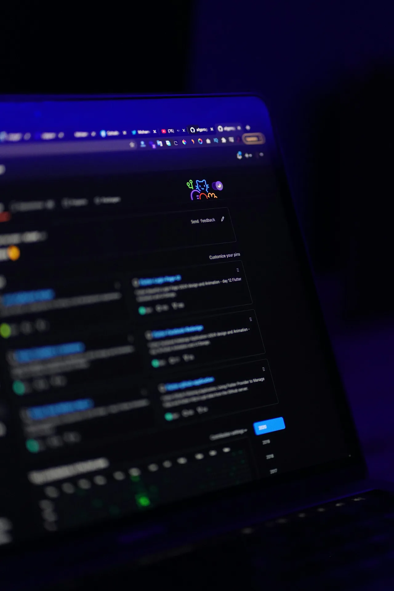 photo-1607799632518-da91dd151b38?fm=jpg&q=60&w=3000&ixlib=rb-4.0.3&ixid=M3wxMjA3fDB8MHxzZWFyY2h8MTAxfHwlRUIlOEIlQTQlRUQlODElQUMlRUIlQUElQTglRUIlOTMlOUN8ZW58MHx8MHx8fDA%3D