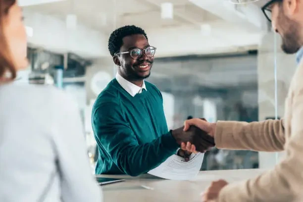 handshake-for-the-new-agreement.webp?a=1&b=1&s=612x612&w=0&k=20&c=6o3qfO0B-dJ32W1_Pv0IyqmEPnod-ZolV1u6FTPp700=