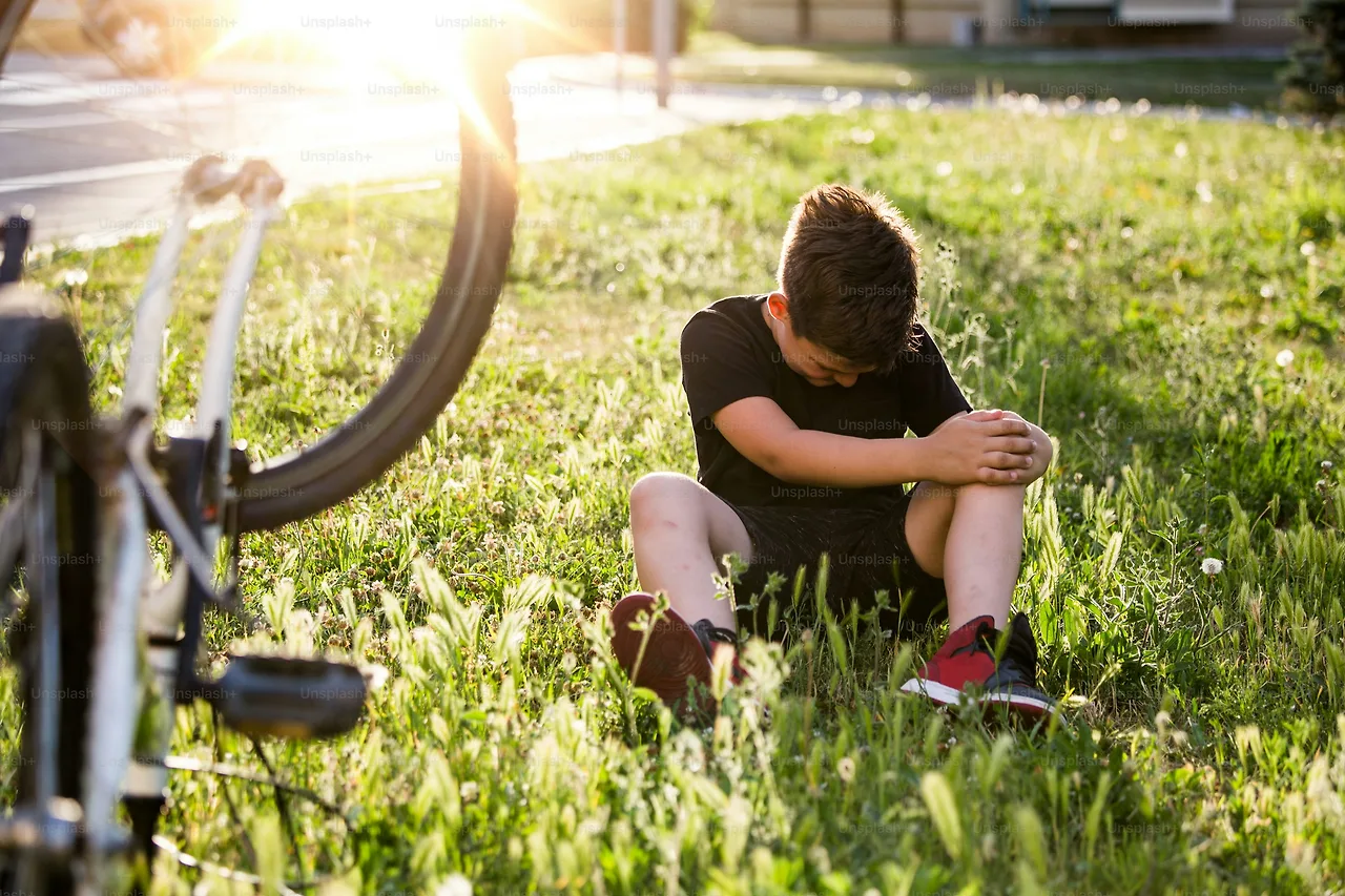 premium_photo-1661379238727-3aec9e6b9419?fm=jpg&q=60&w=3000&ixlib=rb-4.0.3&ixid=M3wxMjA3fDB8MHxzZWFyY2h8OXx8JUVDJThCJUE0JUVEJThDJUE4fGVufDB8fDB8fHww