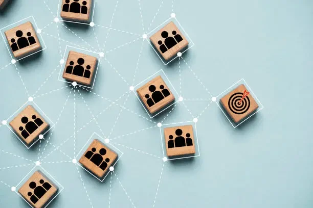 %EB%8B%A4%ED%8A%B8%ED%8C%90%EA%B3%BC-%ED%99%94%EC%82%B4%ED%91%9C-%EC%97%B0%EA%B2%B0%EC%9D%80-%EA%B3%A0%EA%B0%9D-%EC%A4%91%EC%8B%AC-%EB%8C%80%EC%83%81-%EA%B7%B8%EB%A3%B9-%EB%B0%8F-%EA%B3%A0%EA%B0%9D-%EA%B4%80%EA%B3%84-%EA%B4%80%EB%A6%AC-%EB%98%90%EB%8A%94-crm-%EA%B0%9C%EB%85%90%EC%9D%84-%EC%9C%84%ED%95%9C-%ED%9C%B4%EB%A8%BC-%EC%95%84%EC%9D%B4%EC%BD%98%EA%B3%BC-%EC%97%B0%EA%B2%B0%EB%90%A9%EB%8B%88%EB%8B%A4.webp?a=1&b=1&s=612x612&w=0&k=20&c=ceIE8qlT0UDFMJbXmQRxoflE3GWxHLpSx5DNwoKqP2E=