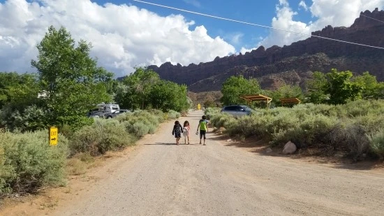 13%EC%84%B8%EA%B3%84%EC%97%AC%ED%96%89_%EB%AF%B8%EA%B5%AD_%EA%B0%80%EC%A1%B1%EC%97%AC%ED%96%89_%EC%BA%A0%ED%95%91_%EC%95%84%EC%B9%98%EC%8A%A4%EA%B5%AD%EB%A6%BD%EA%B3%B5%EC%9B%90_%EB%AA%A8%EC%95%84%EB%B8%8C_%EC%B6%95%EA%B5%AC.jpg?type=w2