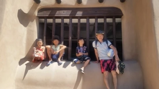 13%EC%84%B8%EA%B3%84%EC%97%AC%ED%96%89_%EB%AF%B8%EA%B5%AD_%EA%B0%80%EC%A1%B1%EC%97%AC%ED%96%89_%EC%82%B0%ED%83%80%ED%8E%98_%EC%B9%BC%EC%8A%A4%EB%B2%A0%EB%93%9Ckoa%EC%BA%A0%ED%95%91%EC%9E%A5_super8_%EC%BA%A0%ED%95%91_%EC%9B%94%EB%A7%88%ED%8A%B8_.jpg?type=w2