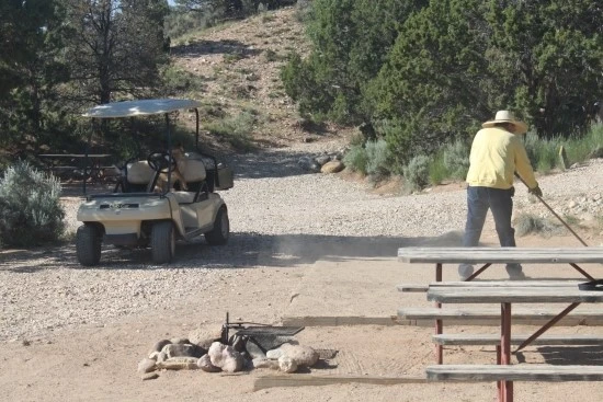 0%EC%84%B8%EA%B3%84%EC%97%AC%ED%96%89_%EC%BA%A0%ED%95%91_%EB%B8%8C%EB%9D%BC%EC%9D%B4%EC%8A%A4%EC%BA%90%EB%85%84_%EA%B7%B8%EB%9E%9C%EB%93%9C%EC%BA%90%EB%85%84_%EA%B0%80%EC%A1%B1%EC%97%AC%ED%96%89_%EB%AF%B8%EA%B5%AD.JPG?type=w2