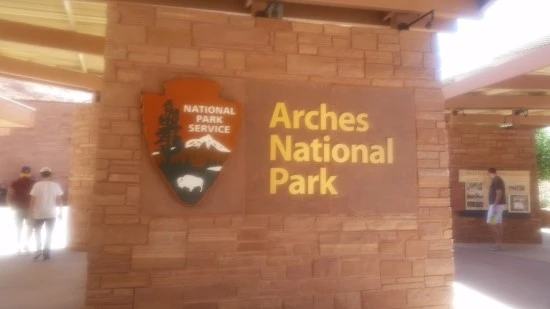 6-1%EC%84%B8%EA%B3%84%EC%97%AC%ED%96%89_%EB%AF%B8%EA%B5%AD_%EA%B0%80%EC%A1%B1%EC%97%AC%ED%96%89_%EC%BA%A0%ED%95%91_%EC%95%84%EC%B9%98%EC%8A%A4%EA%B5%AD%EB%A6%BD%EA%B3%B5%EC%9B%90_%EB%AA%A8%EC%95%84%EB%B8%8C_%EC%B6%95%EA%B5%AC.jpg?type=w2