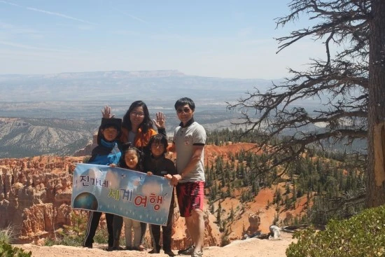 5-4%EC%84%B8%EA%B3%84%EC%97%AC%ED%96%89_%EC%BA%A0%ED%95%91_%EB%B8%8C%EB%9D%BC%EC%9D%B4%EC%8A%A4%EC%BA%90%EB%85%84_%EA%B7%B8%EB%9E%9C%EB%93%9C%EC%BA%90%EB%85%84_%EA%B0%80%EC%A1%B1%EC%97%AC%ED%96%89_%EB%AF%B8%EA%B5%AD.JPG?type=w2