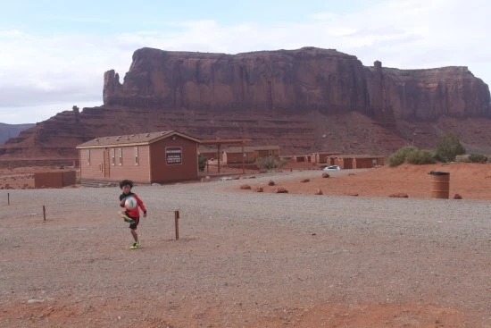 9%EC%84%B8%EA%B3%84%EC%97%AC%ED%96%89_%EA%B0%80%EC%A1%B1%EC%97%AC%ED%96%89_%EC%BA%A0%ED%95%91_%EA%B7%B8%EB%9E%98%EB%93%9C%EC%BA%90%EB%85%84_%EB%AA%A8%EB%89%B4%EB%A8%BC%ED%8A%B8%EB%B0%B8%EB%A6%AC_%EB%AF%B8%EA%B5%AD.JPG?type=w2