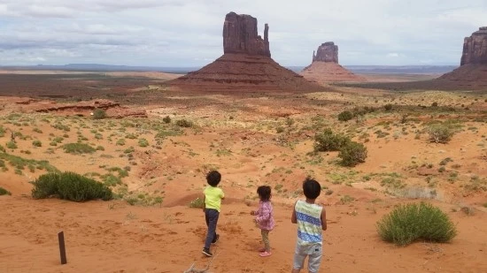 5%EC%84%B8%EA%B3%84%EC%97%AC%ED%96%89_%EA%B0%80%EC%A1%B1%EC%97%AC%ED%96%89_%EC%BA%A0%ED%95%91_%EA%B7%B8%EB%9E%98%EB%93%9C%EC%BA%90%EB%85%84_%EB%AA%A8%EB%89%B4%EB%A8%BC%ED%8A%B8%EB%B0%B8%EB%A6%AC_%EB%AF%B8%EA%B5%AD.jpg?type=w2