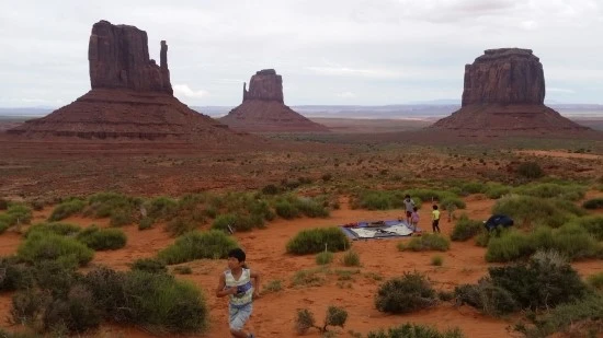 5-1%EC%84%B8%EA%B3%84%EC%97%AC%ED%96%89_%EA%B0%80%EC%A1%B1%EC%97%AC%ED%96%89_%EC%BA%A0%ED%95%91_%EA%B7%B8%EB%9E%98%EB%93%9C%EC%BA%90%EB%85%84_%EB%AA%A8%EB%89%B4%EB%A8%BC%ED%8A%B8%EB%B0%B8%EB%A6%AC_%EB%AF%B8%EA%B5%AD.jpg?type=w2