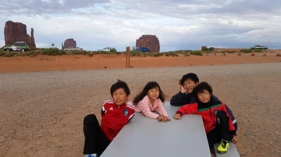 7%EC%84%B8%EA%B3%84%EC%97%AC%ED%96%89_%EA%B0%80%EC%A1%B1%EC%97%AC%ED%96%89_%EC%BA%A0%ED%95%91_%EA%B7%B8%EB%9E%98%EB%93%9C%EC%BA%90%EB%85%84_%EB%AA%A8%EB%89%B4%EB%A8%BC%ED%8A%B8%EB%B0%B8%EB%A6%AC_%EB%AF%B8%EA%B5%AD.jpg?type=w2