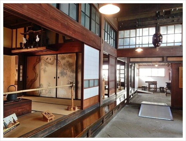 %ED%98%BC%EB%A7%88.jpg?type=w1