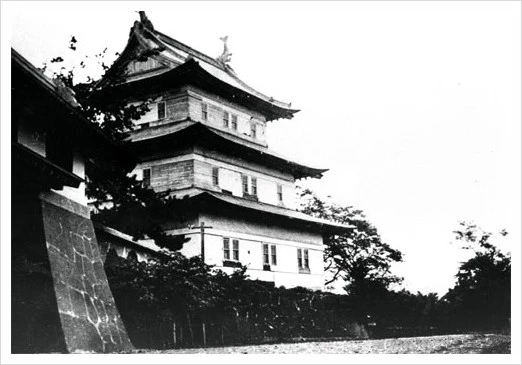 1935%EB%85%84_%EB%A7%88%EC%B8%A0%EB%A7%88%EC%97%90%EC%84%B1.jpg?type=w1