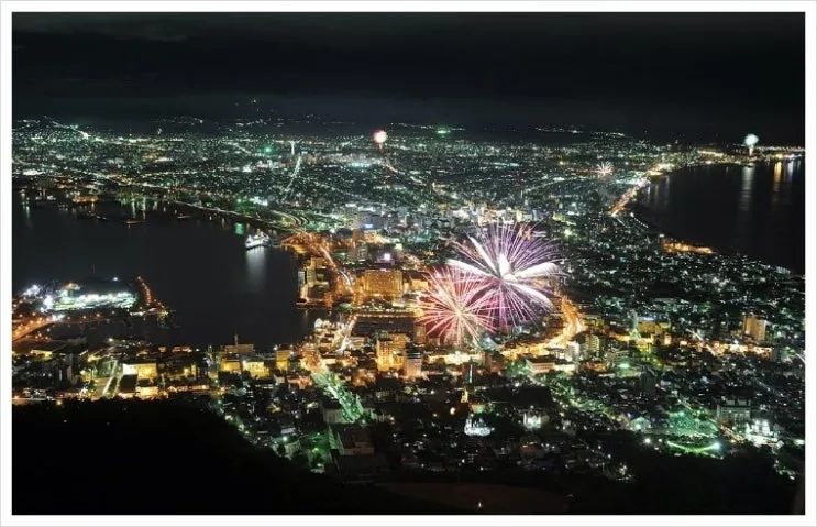 1024px-Play_of_fireworks_and_night_scenes_in_Hakodate.jpg?type=w2
