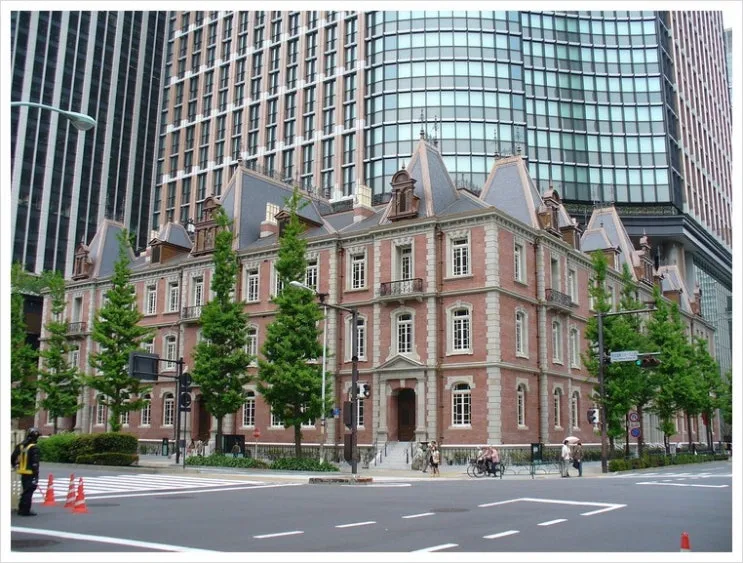 1280px-Mitsubishi_Ichigokan_Museum.jpg?type=w2