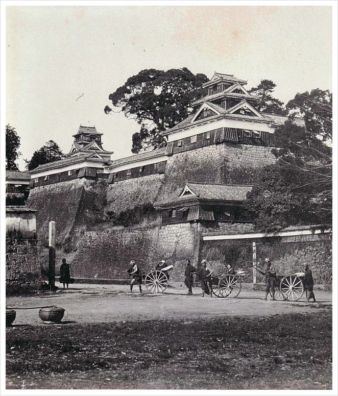 640px-Kumamoto_Castle_oldphoto_1874.jpg?type=w1